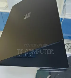 New Laptop Microsoft Surface 3 8GB AMD Ryzen 5 SSD 256GB