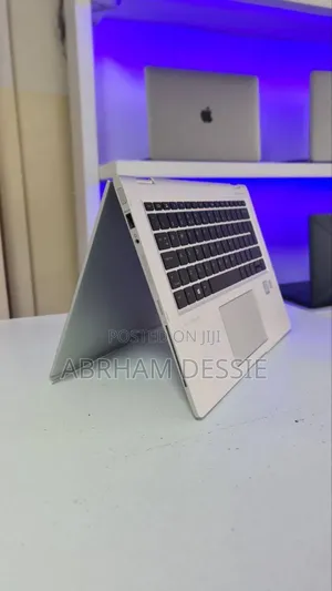 New Laptop HP Spectre X360 8GB Intel Core I5 SSD 512GB