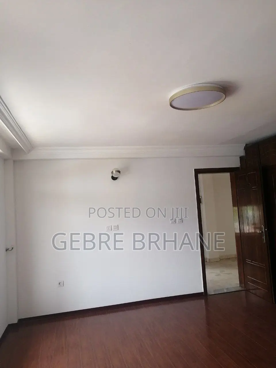 5bdrm Apartment in Apartment, Yeka for rent