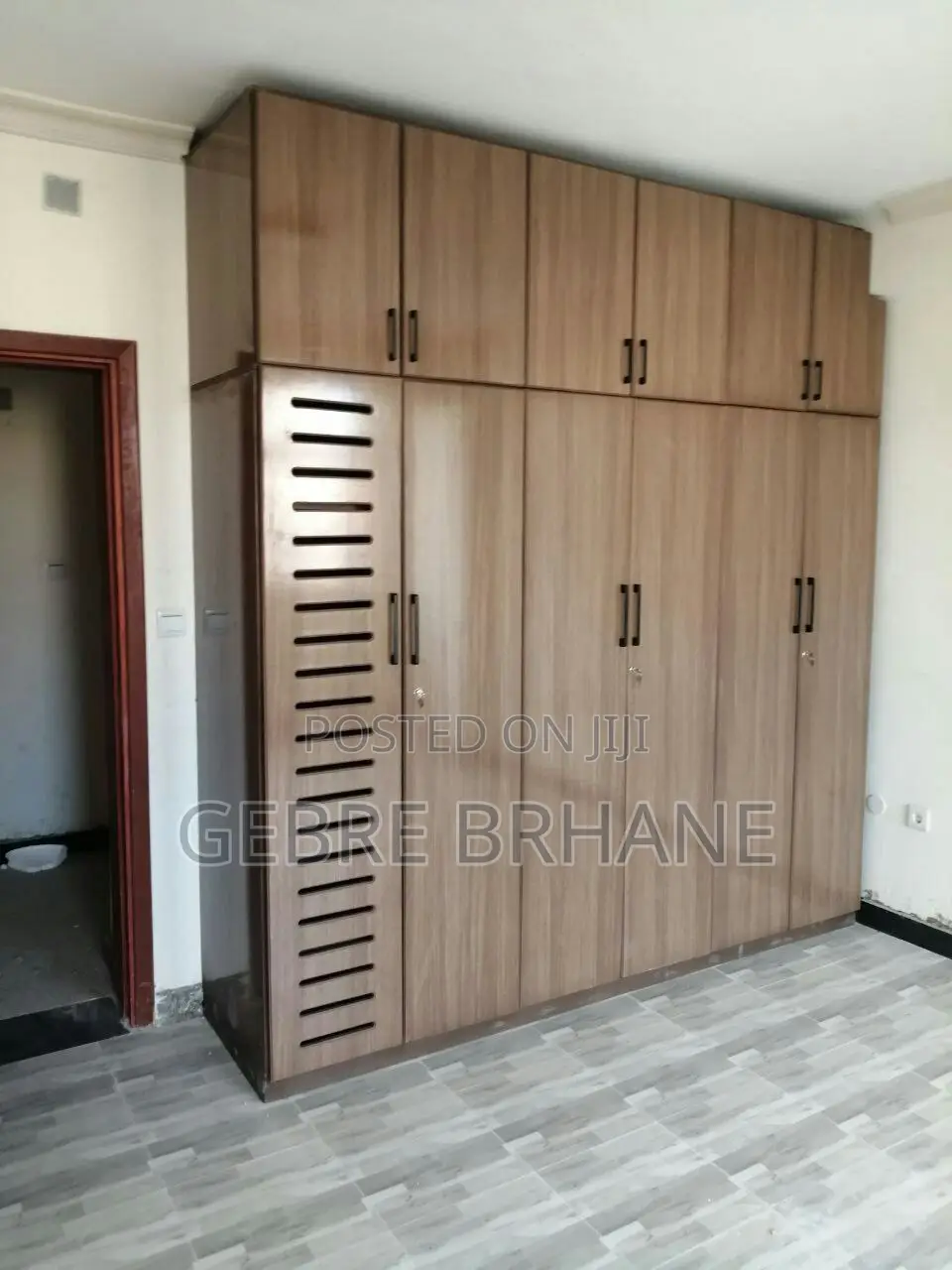 5bdrm Apartment in Apartment, Yeka for rent
