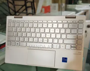 New Laptop HP Envy X360 8GB Intel Core I7 SSD 1T