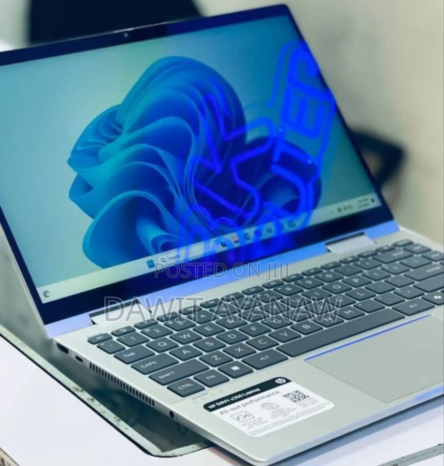 New Laptop HP Envy X360 8GB Intel Core I5 SSD 512GB