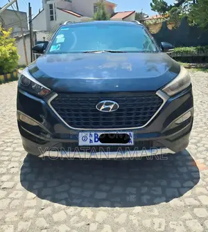 Photo - Hyundai Tucson 2017 Black