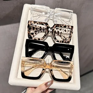 Photo - Shein 4pc Sunglass