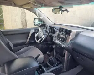 Toyota Land Cruiser Prado 2014 White