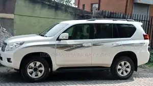 Toyota Land Cruiser Prado 2014 White