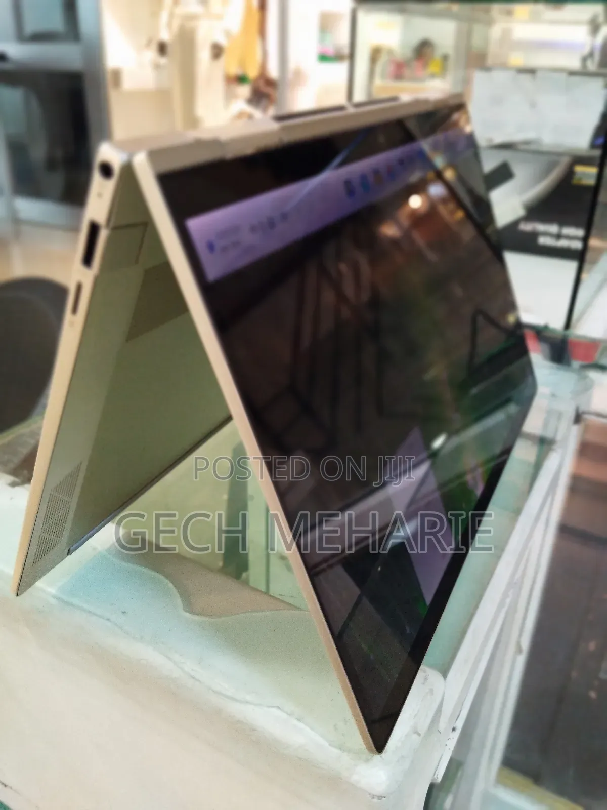 New Laptop HP Envy X360 8GB Intel Core I7 SSD 1T