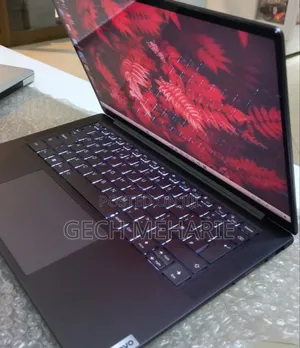 Photo - New Laptop Lenovo ThinkPad Yoga 32GB AMD Ryzen 7 SSD 1T