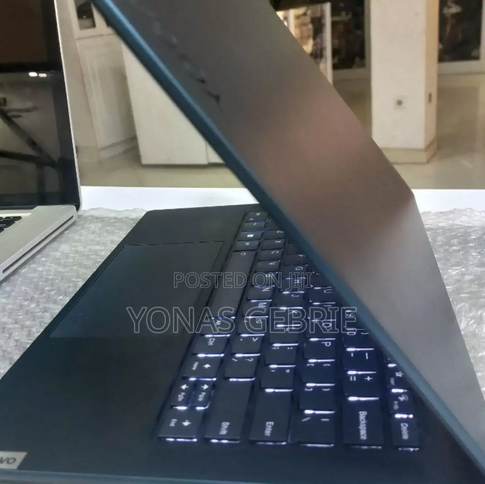New Laptop Lenovo 32GB AMD Ryzen 7 SSD 1T