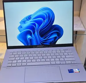 Photo - New Laptop Asus 16GB Intel Core I7 SSD 1T