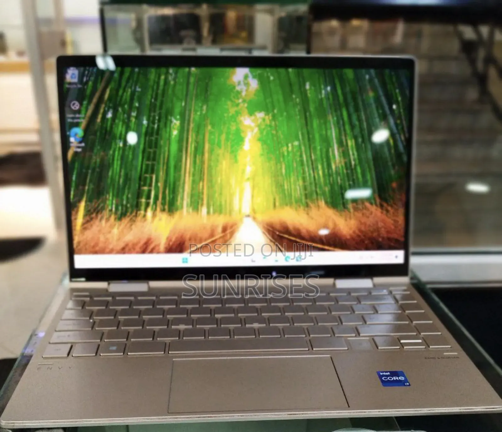 New Laptop HP Envy X360 8GB Intel Core I7 SSD 512GB