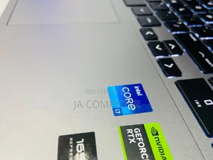 New Laptop HP Omen 17 32GB Intel Core I7 SSD 1T