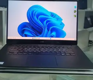 Photo - New Laptop Dell G GB Intel Core I7 SSD 512GB