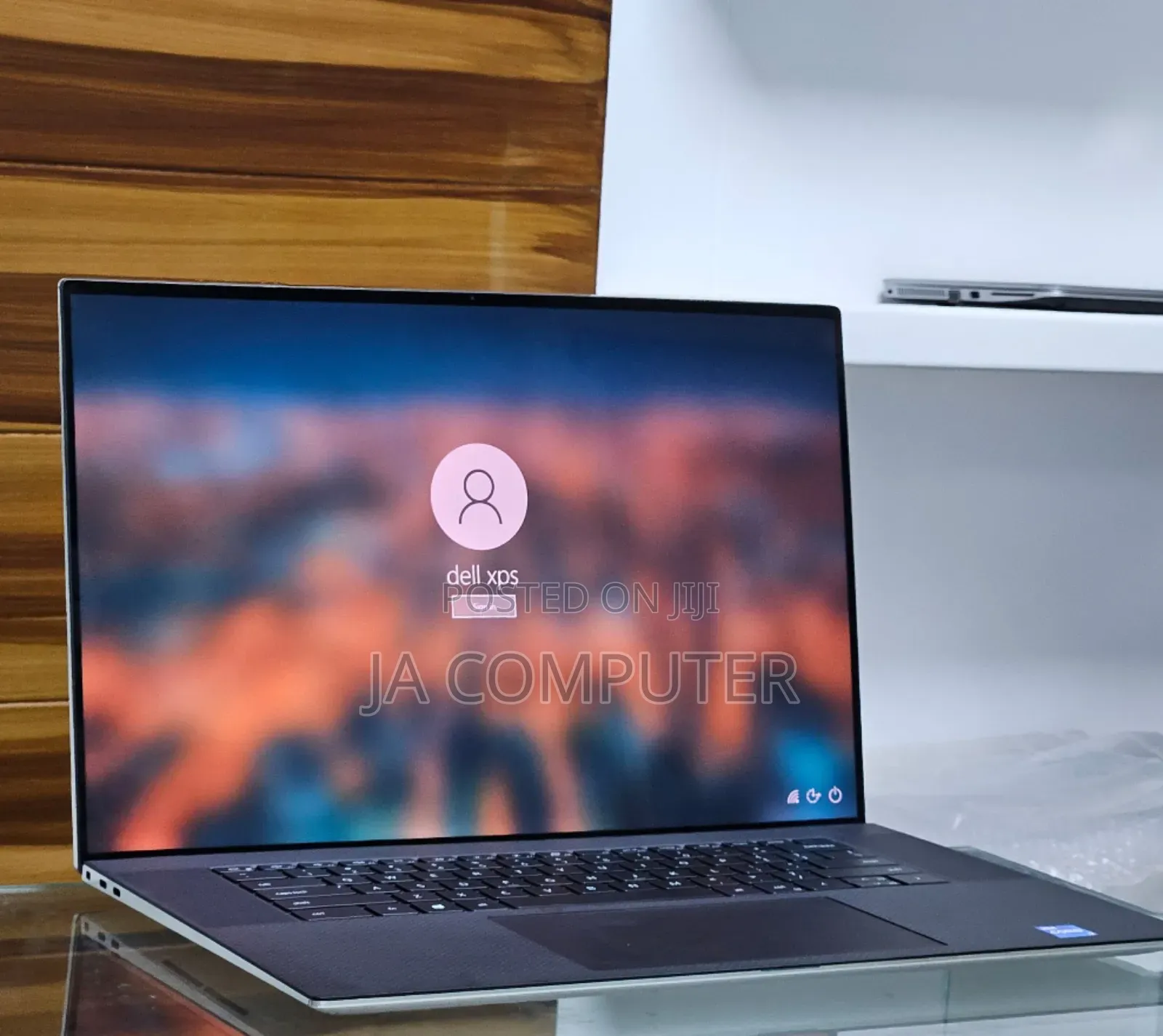 New Laptop Dell XPS 15 16GB Intel Core I7 SSD 1T