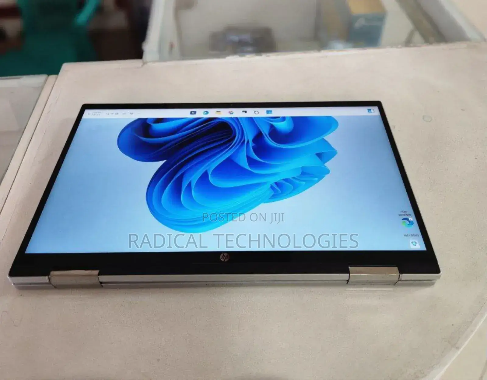 New Laptop HP Pavilion 13 X360 16GB Intel Core I7 SSD 512GB