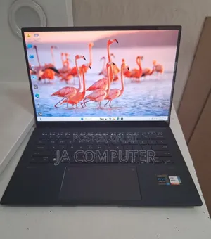 New Laptop Asus ZenBook UX32VD 16GB Intel Core I7 SSD 1T