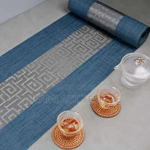 7pieces Tablemats With Table Runner