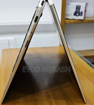 Photo - New Laptop HP Spectra 13 16GB Intel Core I7 SSD 1T