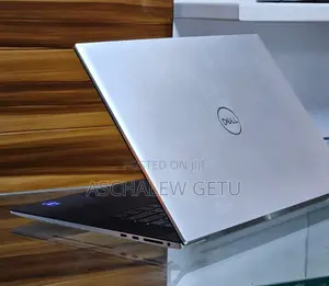 Photo - New Laptop Dell XPS 15 16GB Intel Core I7 SSD 1T