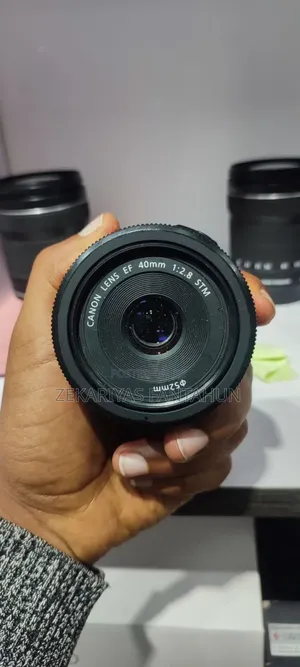 Canon 40mm Fixed Lens