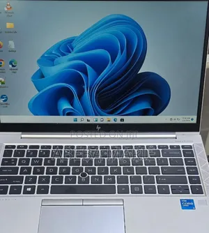 Photo - New Laptop HP EliteBook 840 16GB Intel Core I5 SSD 512GB