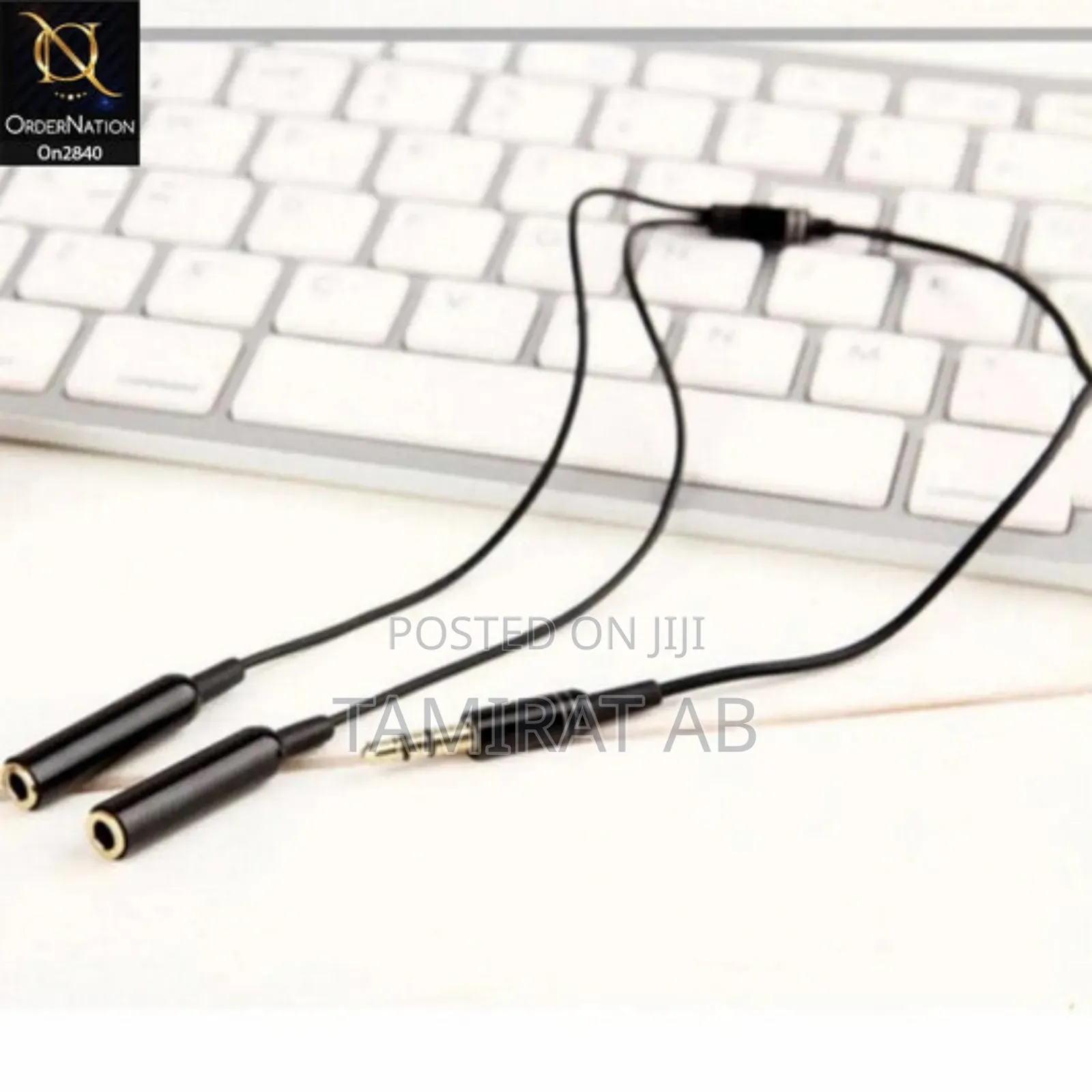 Earphone Aux Jack Cable Splitter - One Divides Into Two