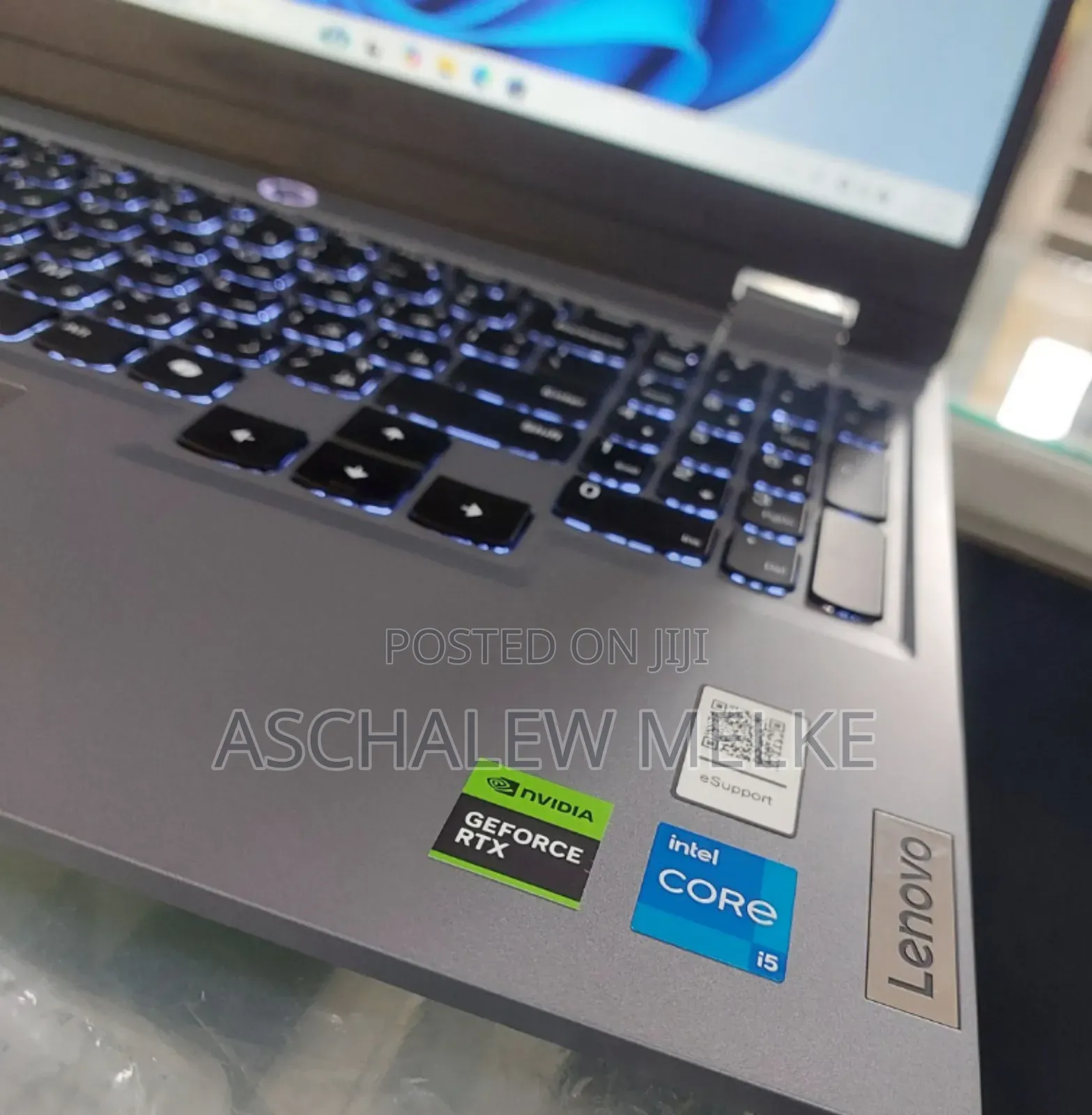 New Laptop Lenovo LOQ 15IRH8 16GB Intel Core I5 SSD 512GB