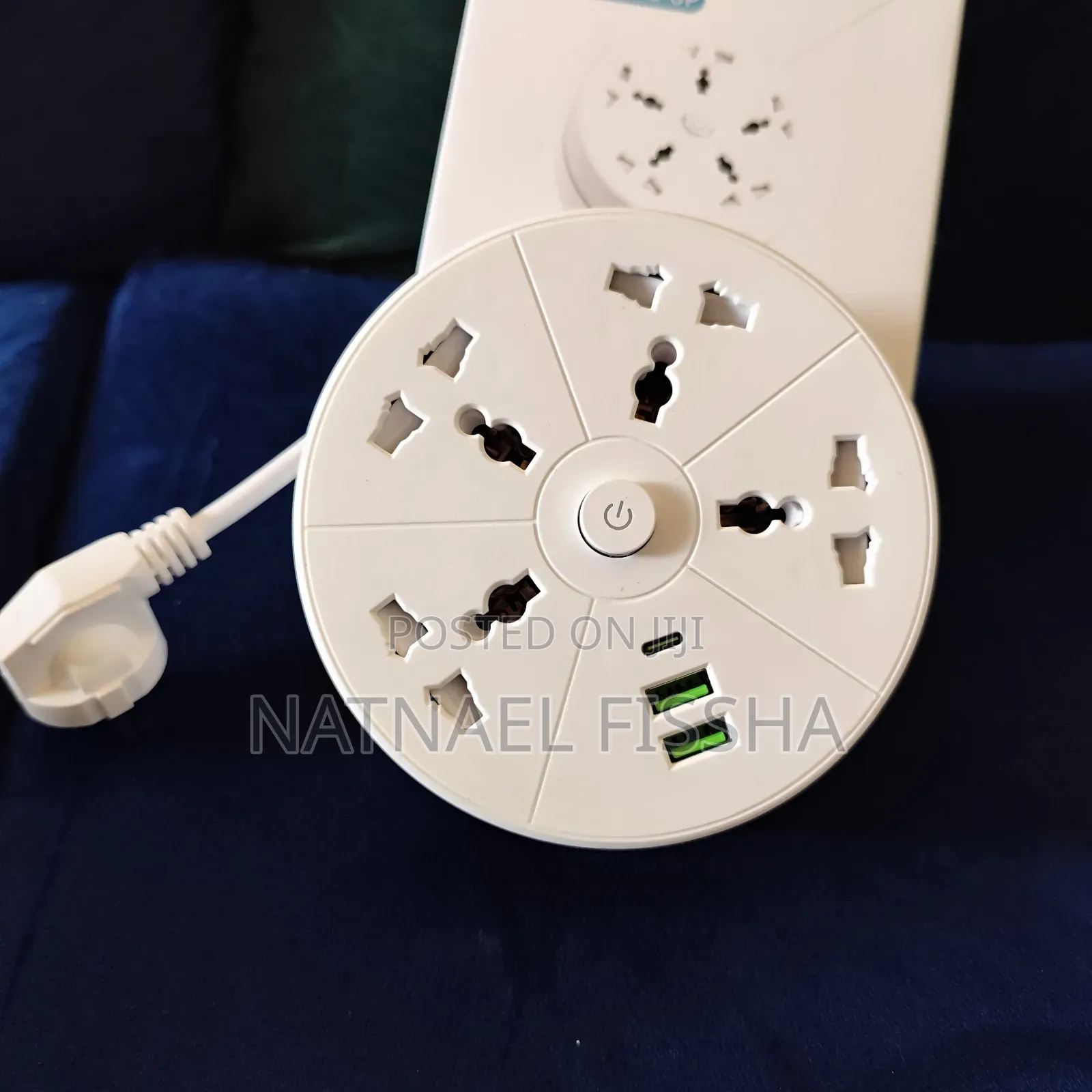 Gelistar Retractable Power Strip