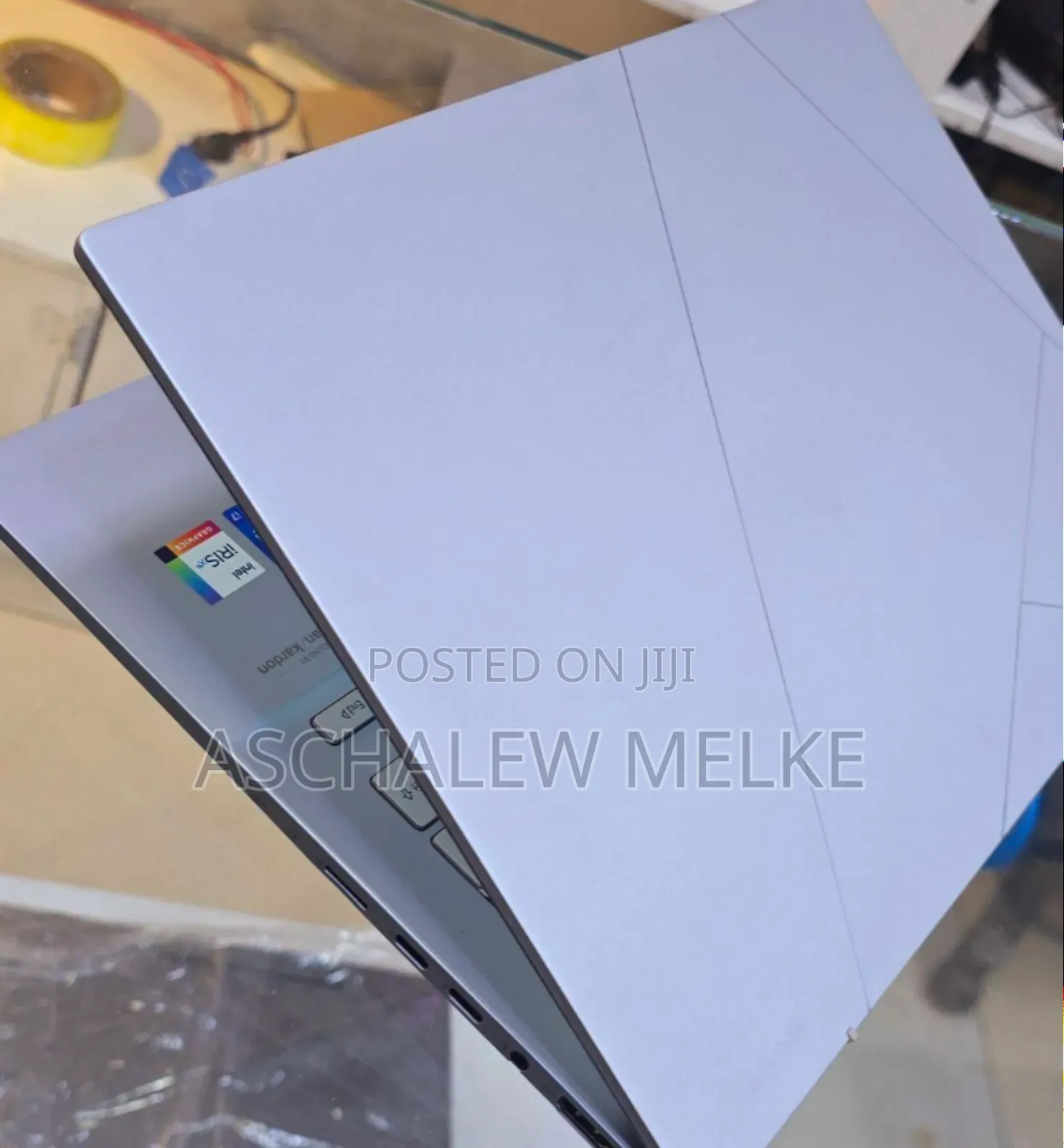 New Laptop Asus ZenBook UX330UA 16GB Intel Core I7 SSD 1T