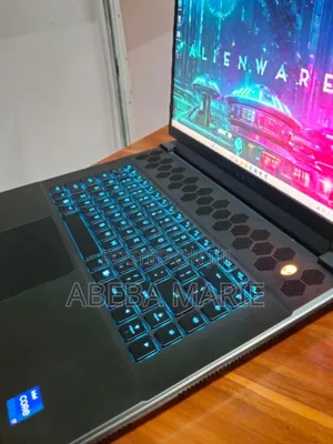 Photo - New Laptop Alienware M17x R2 16GB Intel Core I7 SSD 1T