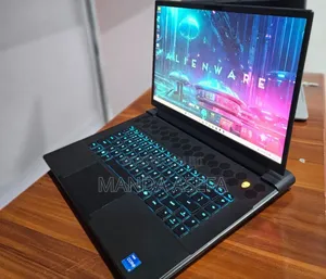 New Laptop Alienware M17x R2 16GB Intel Core I7 SSD 1T