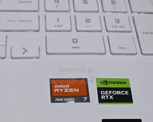 New Laptop HP Victus 16 16GB AMD Ryzen 7 SSD 1T