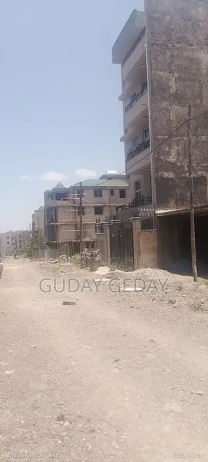 4bdrm Block of Flats in Akaky Kaliti for sale