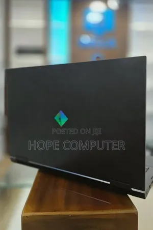 New Laptop HP Omen 17 32GB Intel Core I7 SSD 2T