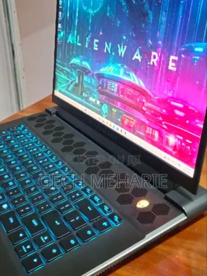 New Laptop Alienware M17x R2 16GB Intel Core I7 SSD 1T