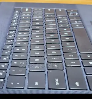 New Laptop Dell XPS 15 16GB Intel Core i7 SSD 1T