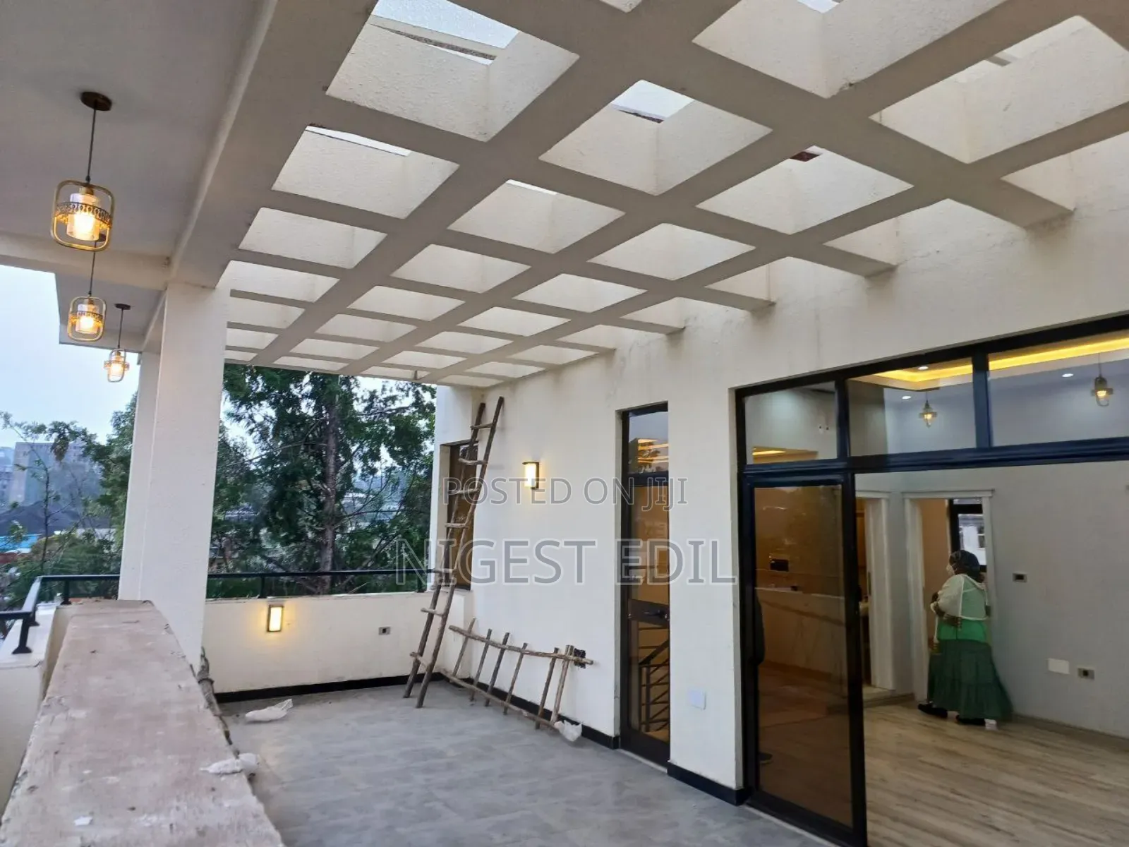 7bdrm Mansion in Addis Ababa, Nifas Silk-Lafto for rent