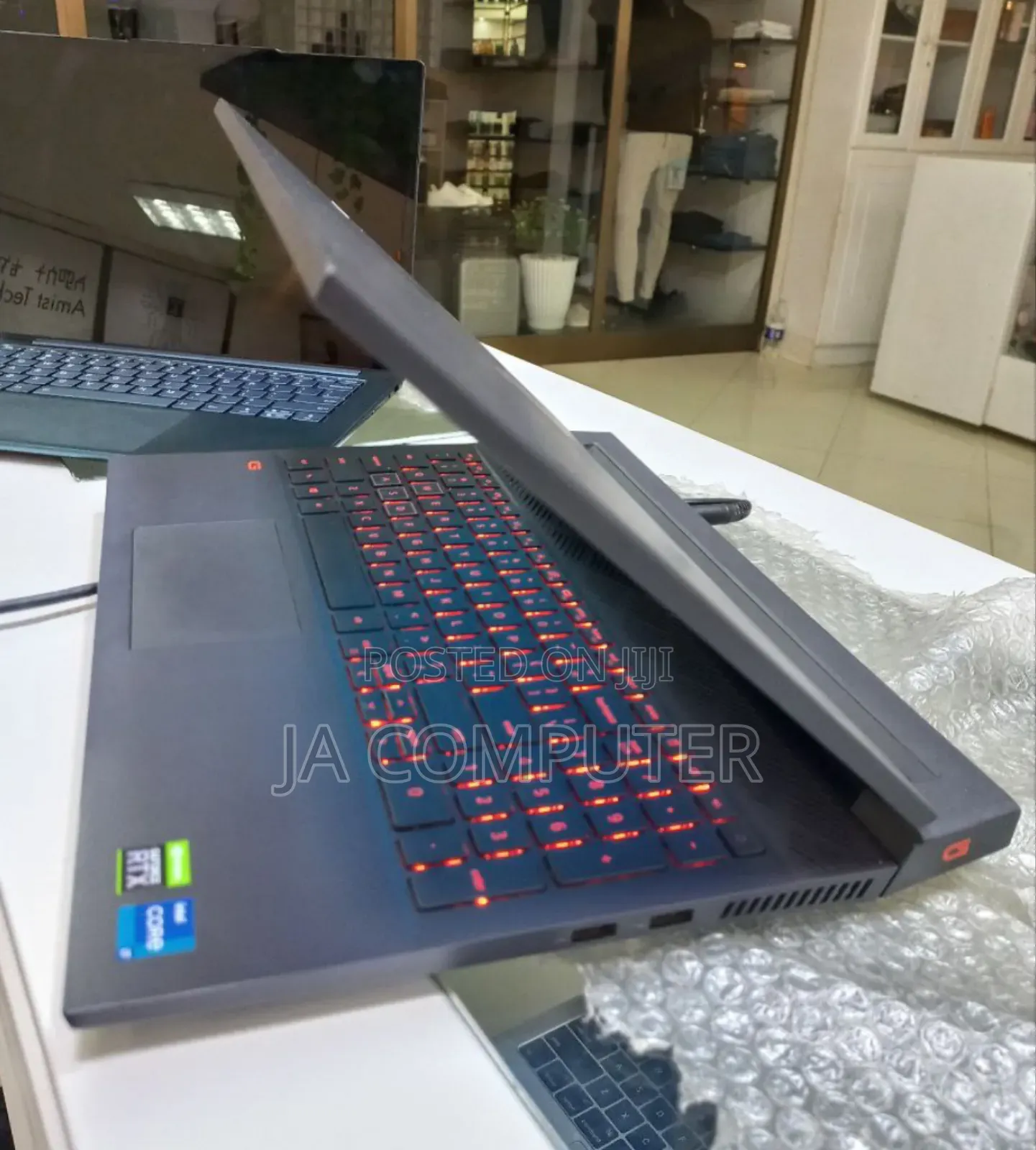 New Laptop Dell G15 5535 16GB Intel Core I7 SSD 512GB