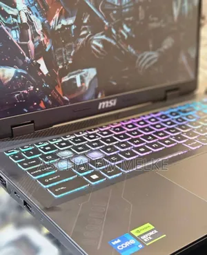 New Laptop MSI Crosshair 15 16GB Intel Core I7 SSD 1T