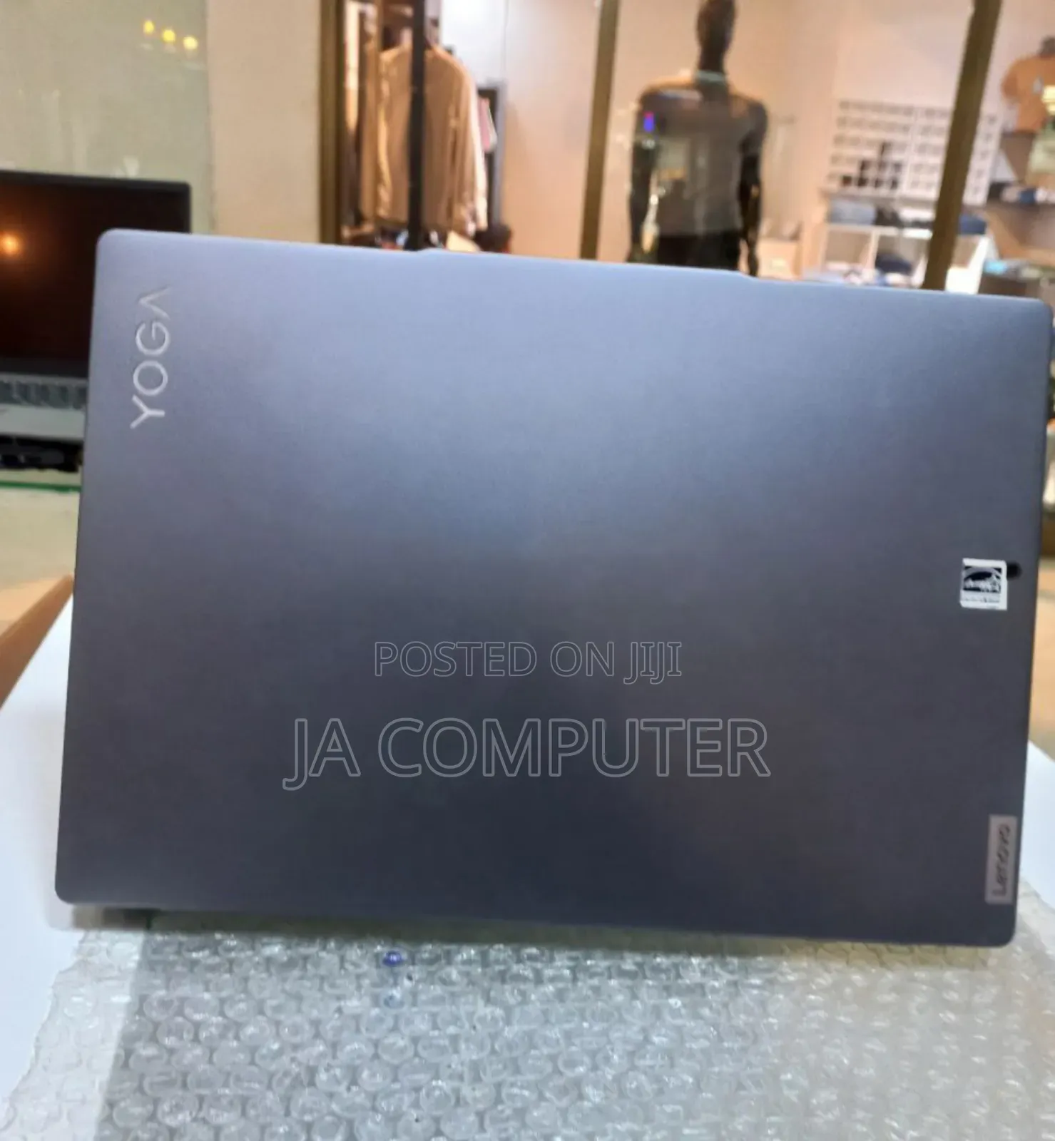 New Laptop Lenovo ThinkPad Yoga 32GB AMD Ryzen 7 SSD 1T