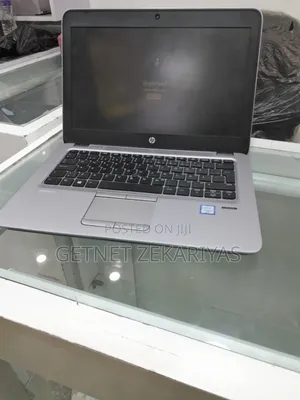 Photo - New Laptop HP EliteBook 820 G3 8GB Intel Core I5 SSD 256GB