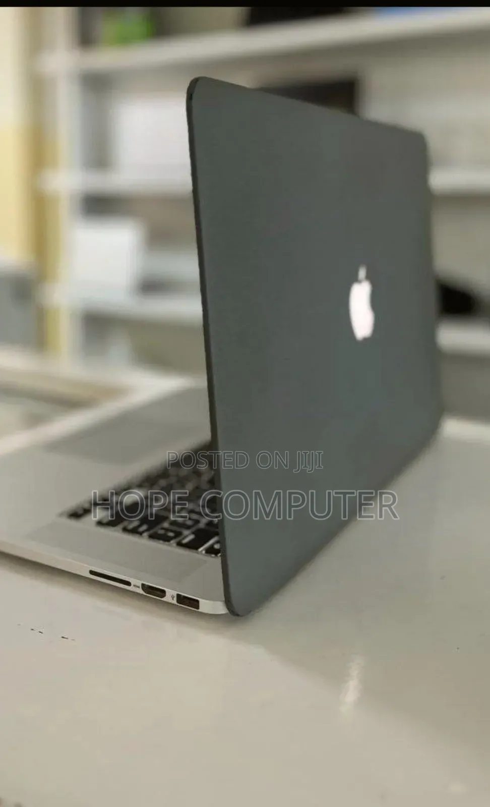 New Laptop Apple MacBook Pro 2015 16GB Intel Core I7 SSD 256GB