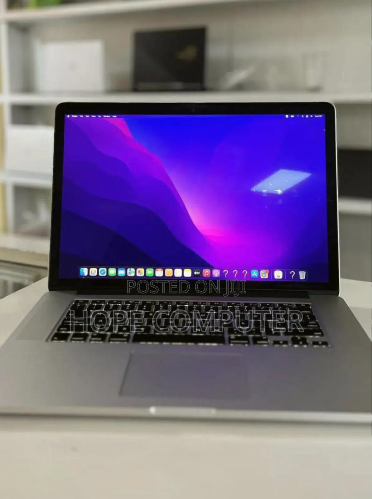 New Laptop Apple MacBook Pro 2015 16GB Intel Core I7 SSD 256GB