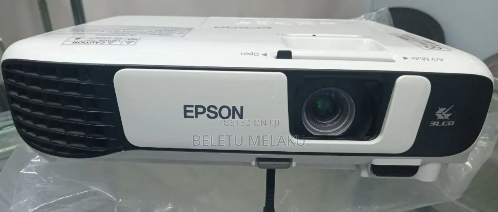 Epson Projector Model E