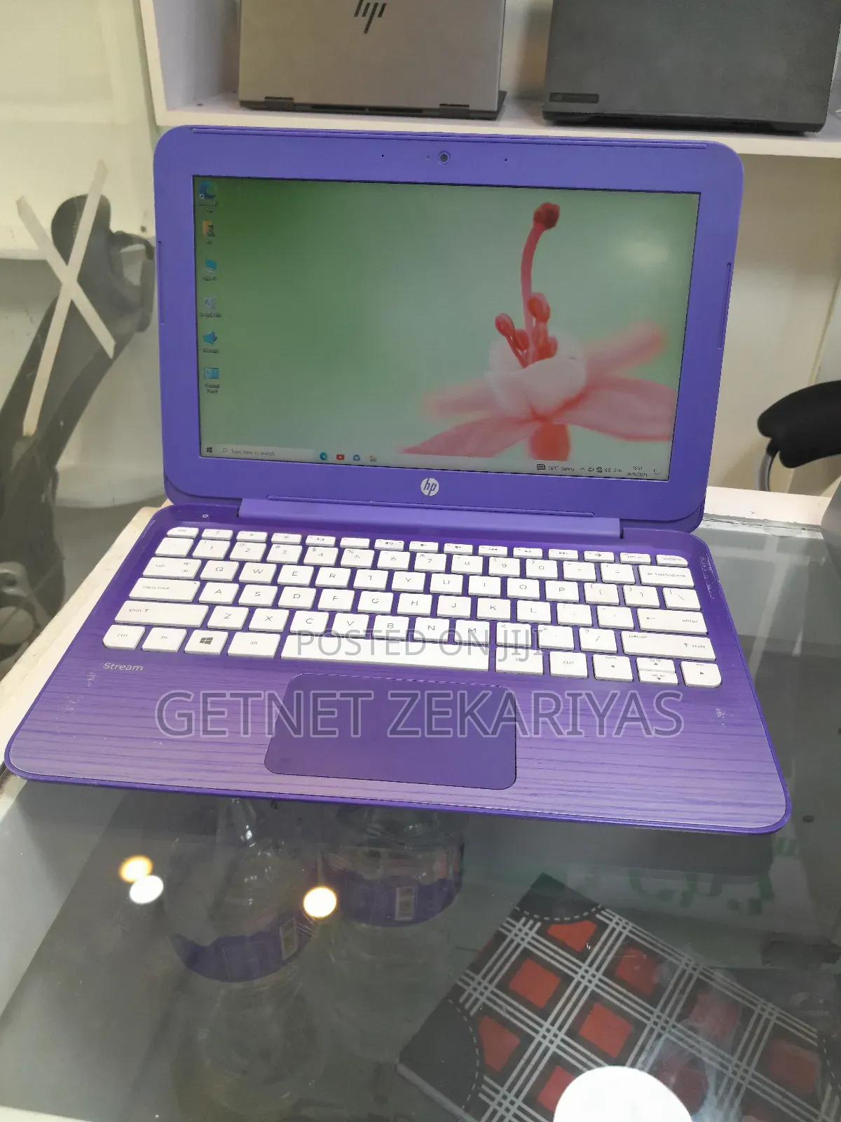 New Laptop HP Stream Notebook 2GB Intel Pentium SSD 32GB