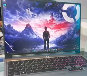 New Laptop Lenovo IdeaPad Z560 16GB Intel Core I7 SSD 1T