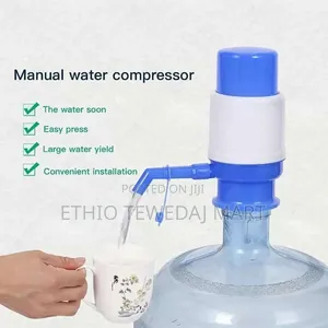 Photo - Plastic Manual Pump