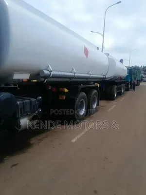 Sino Fuel Truck(Bote)
