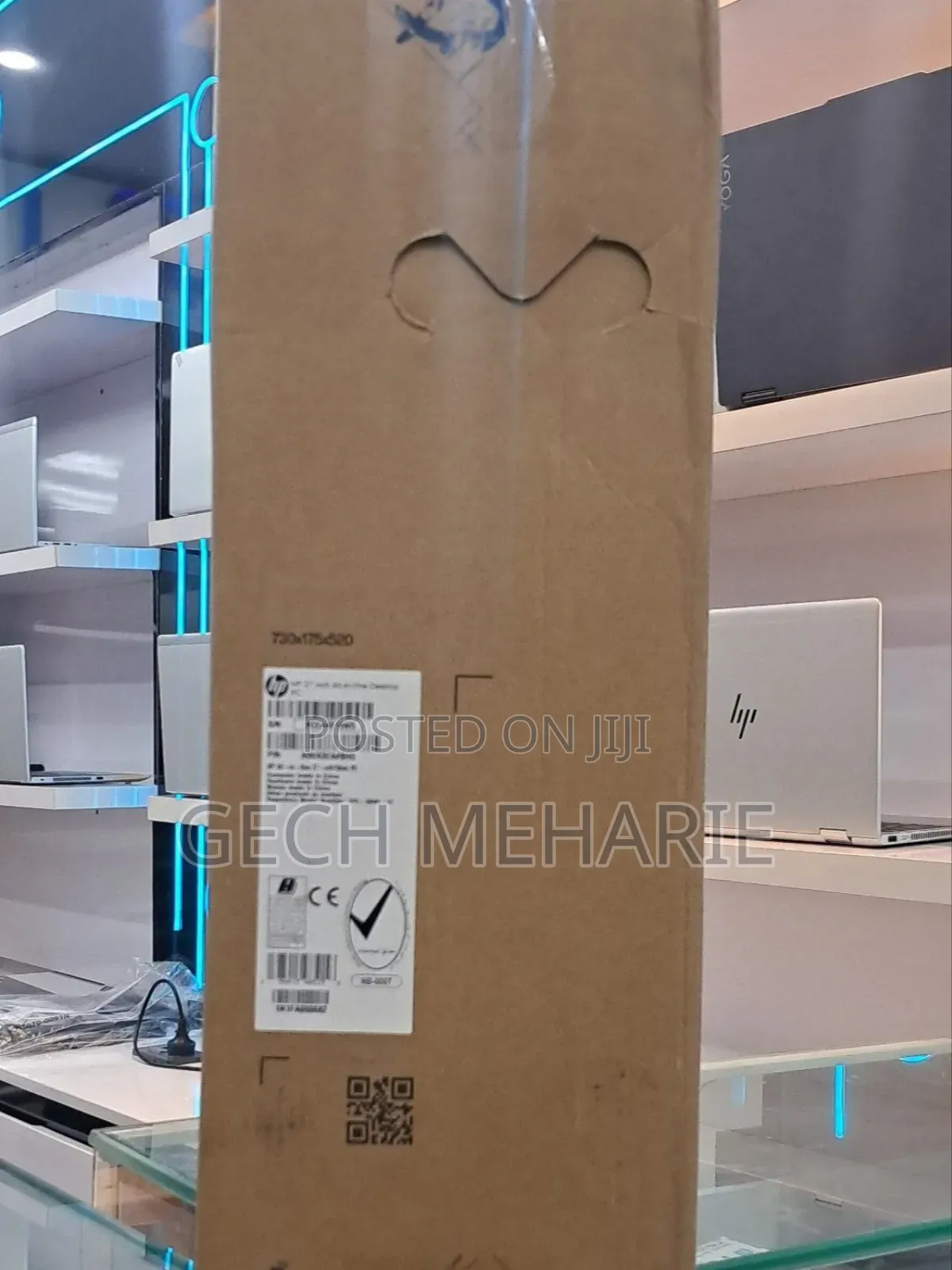 New HP 200 G4 22 All-in-One 8GB Intel Core I7 SSD 512GB