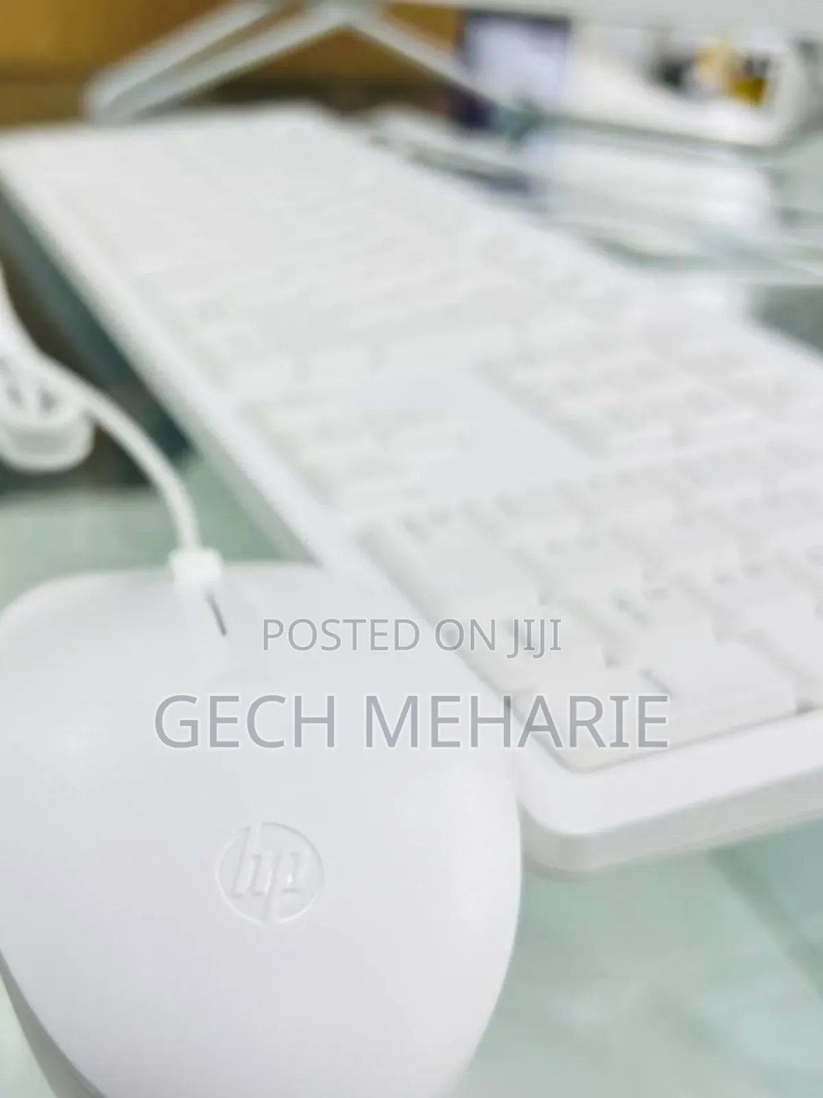 New HP 200 G4 22 All-in-One 8GB Intel Core I7 SSD 512GB